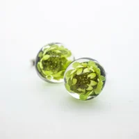 Cercei din rășină Glixia verde deschis